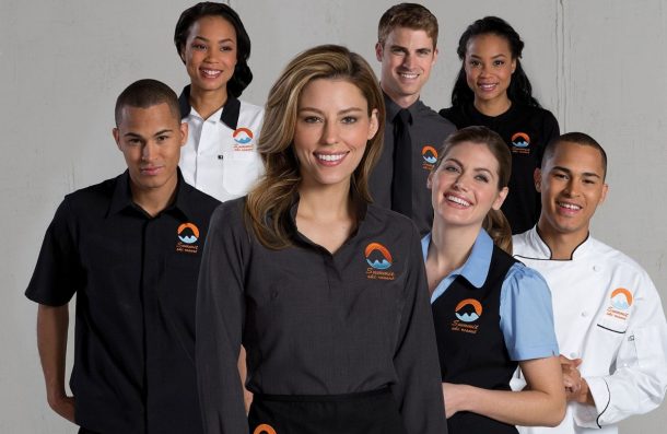 7-tips-para-elegir-y-comprar-uniformes-laborales-02