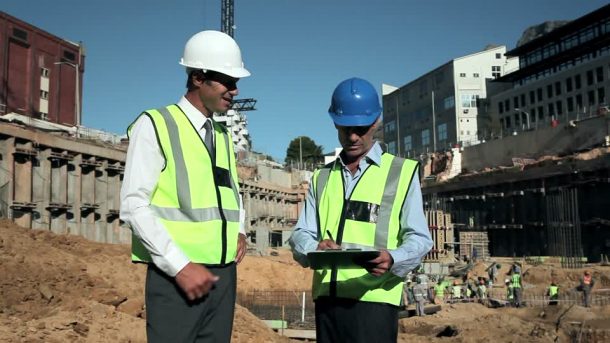 top-10-riesgos-laborales-uniformes-evitan-peligro-03