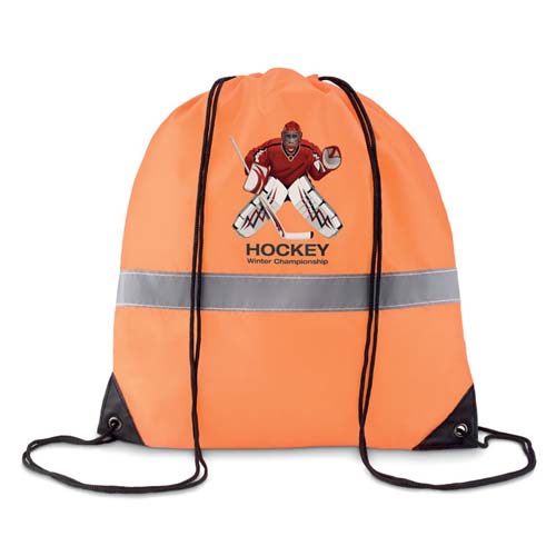 Mochila saco naranja con cinta reflectante y dibujo de portero de hockey sobre hielo.