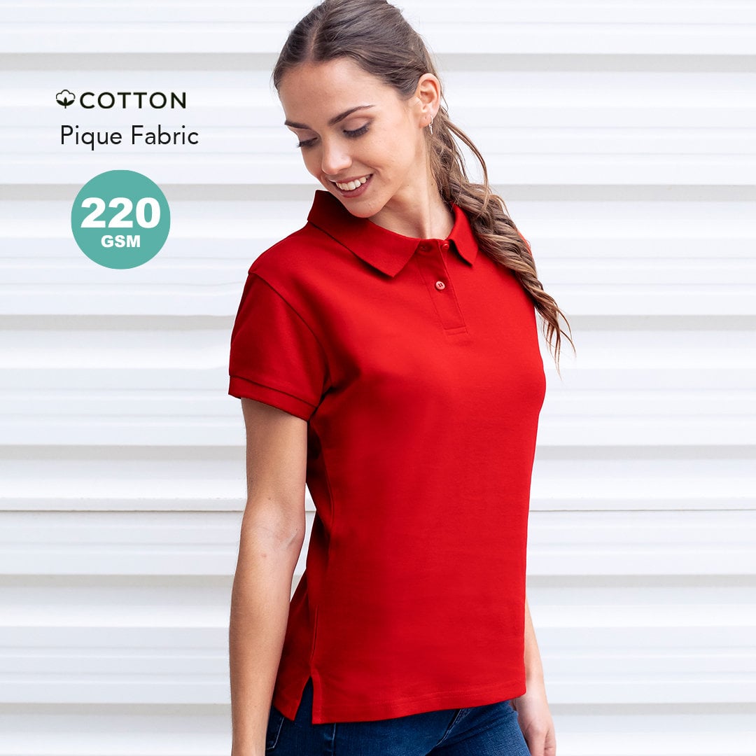 Polo rojo de algodón pique de manga corta para mujer.