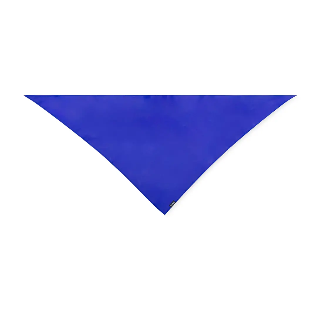 Pañuelo triangular de tela azul eléctrico.