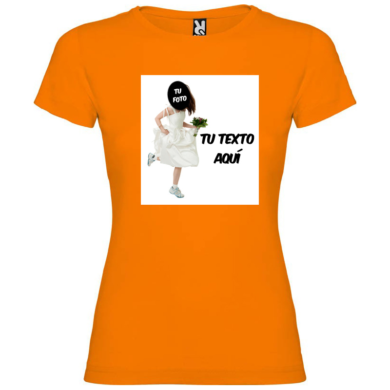 Camiseta naranja de algodón con diseño personalizable de niña con vestido blanco y texto.