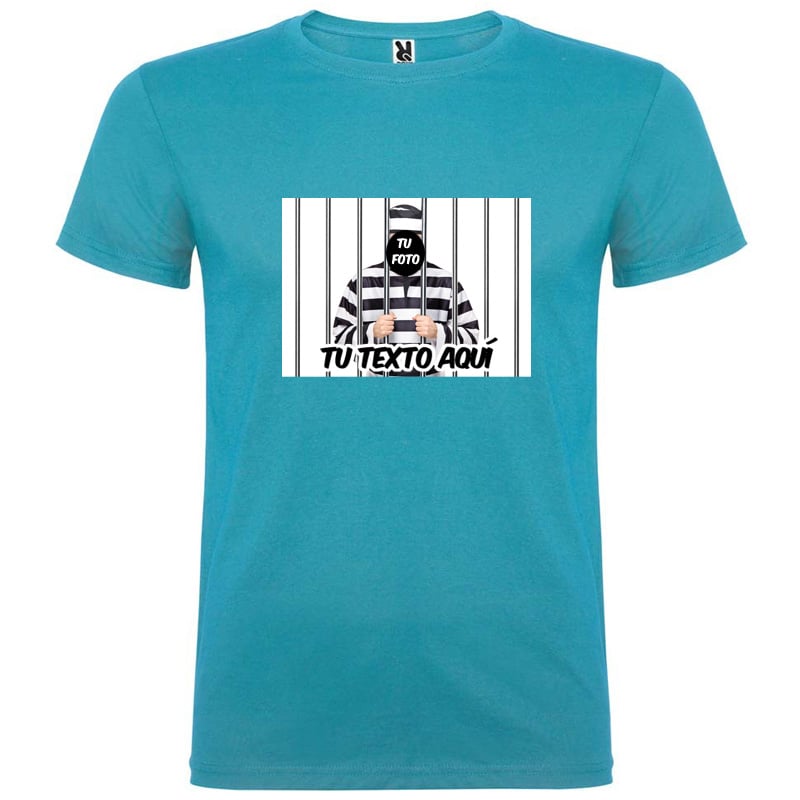 Camiseta azul de algodón con diseño personalizable de preso tras rejas en el centro.